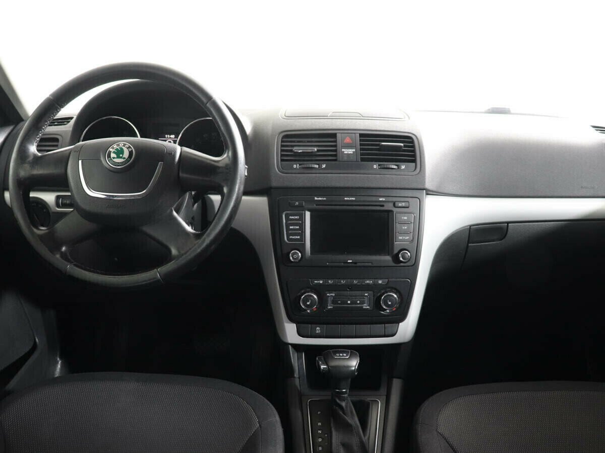 Skoda Yeti 1.2 РКПП, 2012, 146 000 км фото 8
