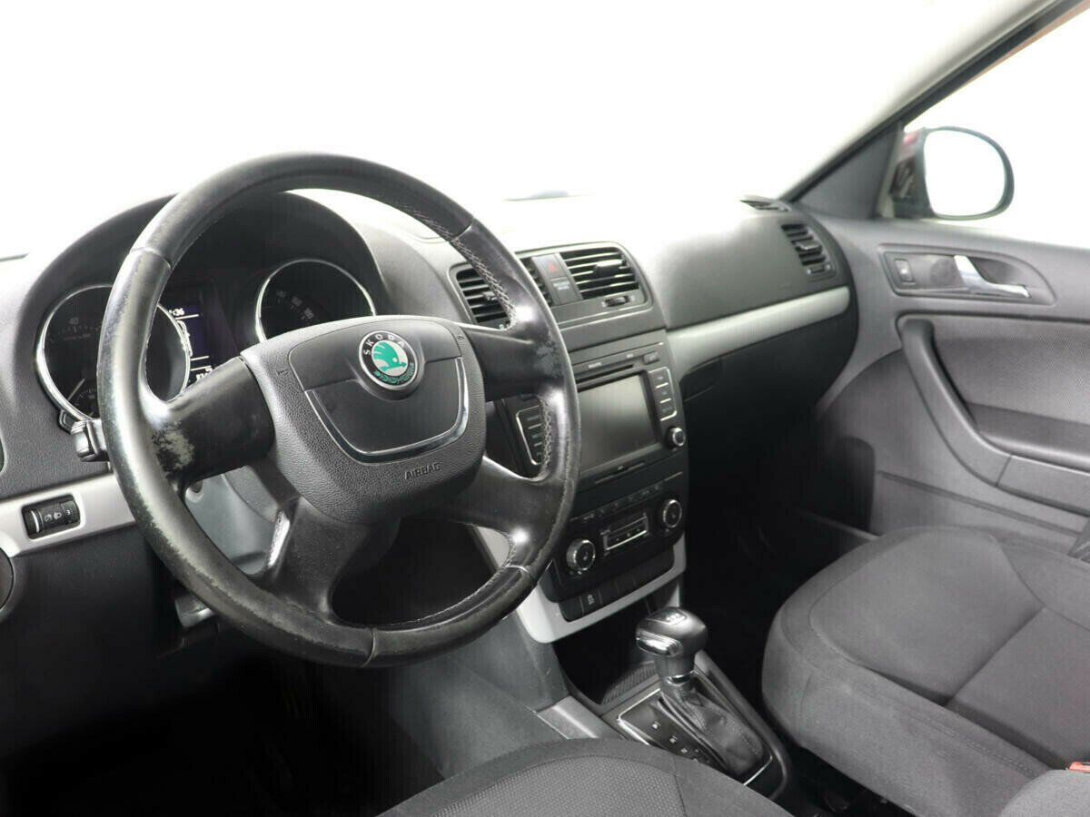 Skoda Yeti 1.2 РКПП, 2012, 146 000 км фото 9