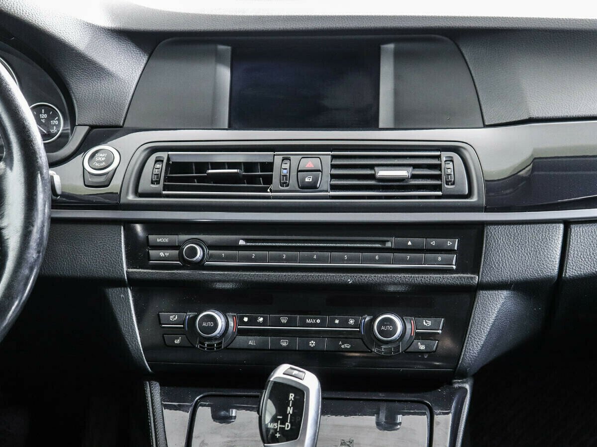 BMW 5 серии 2.5 АКПП, 2010, 155 000 км фото 9