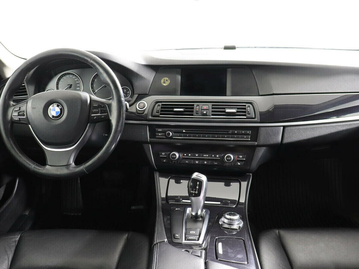 BMW 5 серии 3.0 АКПП, 2010, 164 000 км фото 5