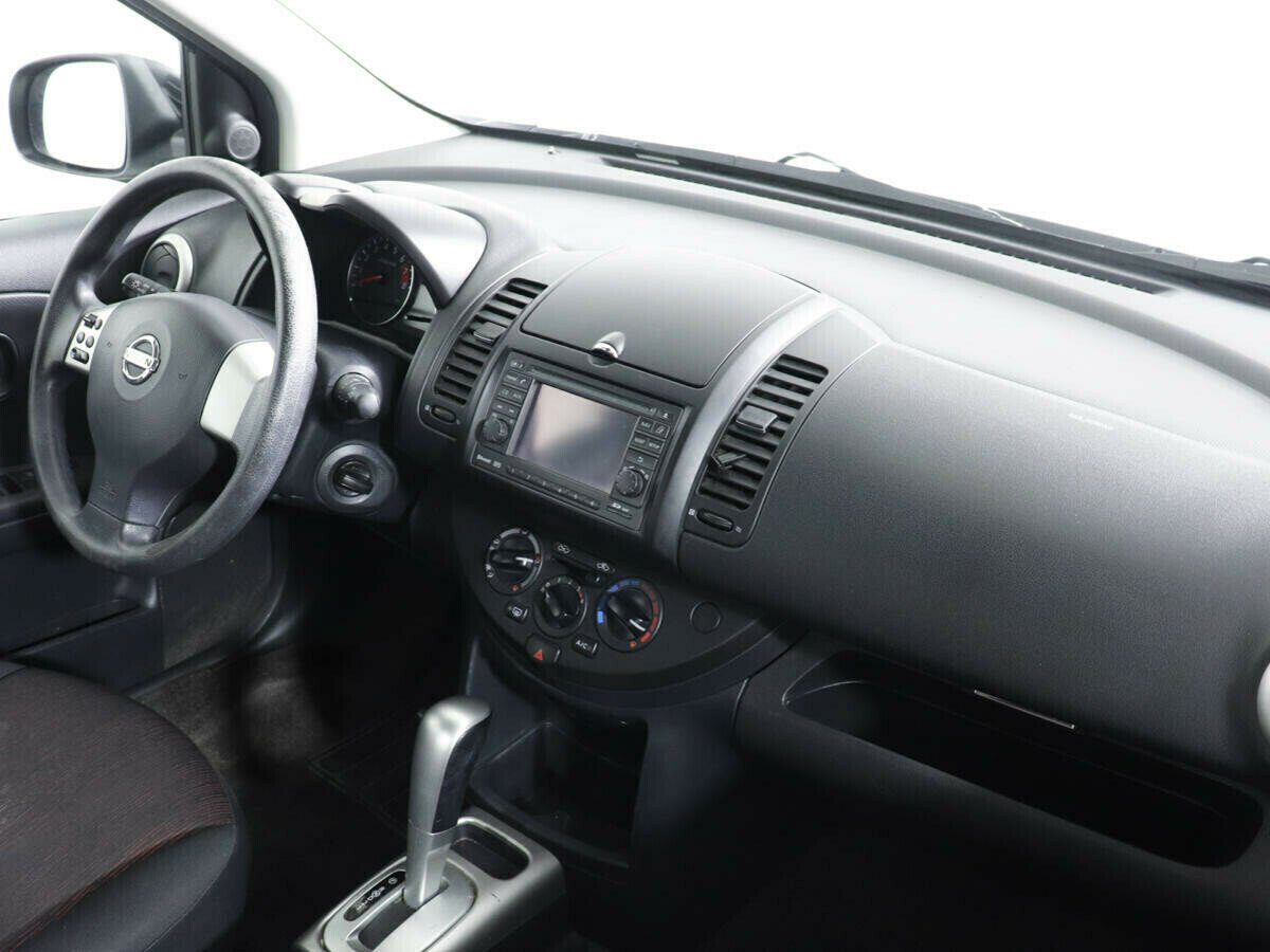 Nissan Note 1.6 АКПП, 2011, 144 000 км фото 7
