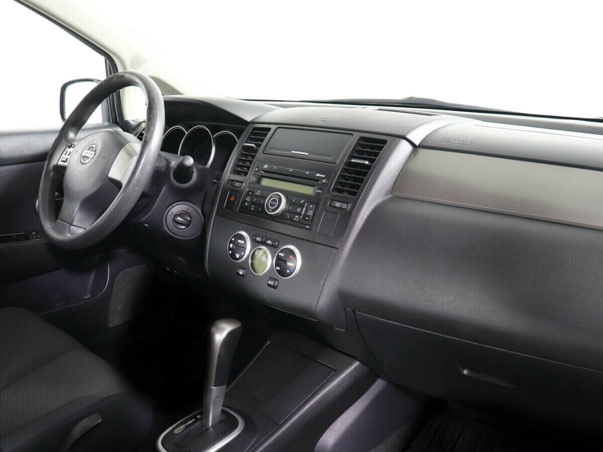 Nissan Tiida 1.6 АКПП, 2007, 201 000 км фото 8