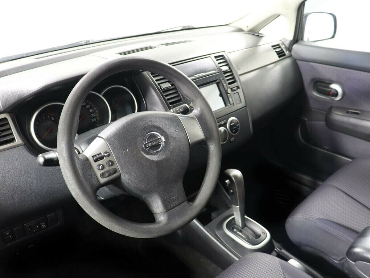 Nissan Tiida 1.5 АКПП, 2008, 181 000 км фото 6