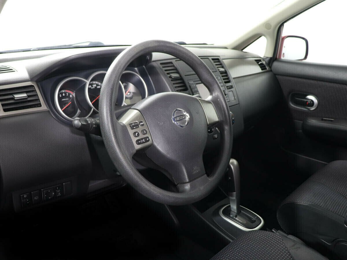 Nissan Tiida 1.6 АКПП, 2012, 138 000 км фото 6