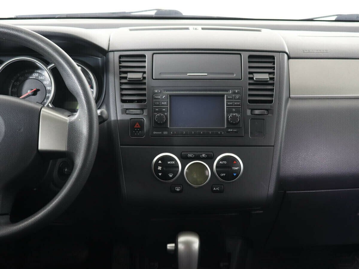 Nissan Tiida 1.6 АКПП, 2012, 138 000 км фото 8