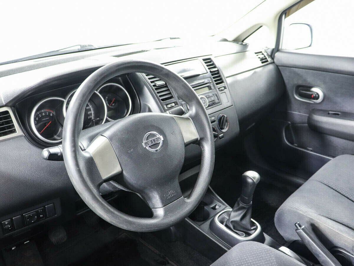 Nissan Tiida 1.6 МКПП, 2013, 132 000 км фото 6