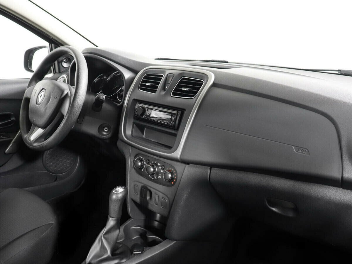 Renault Logan 1.6 МКПП, 2017, 73 000 км фото 5