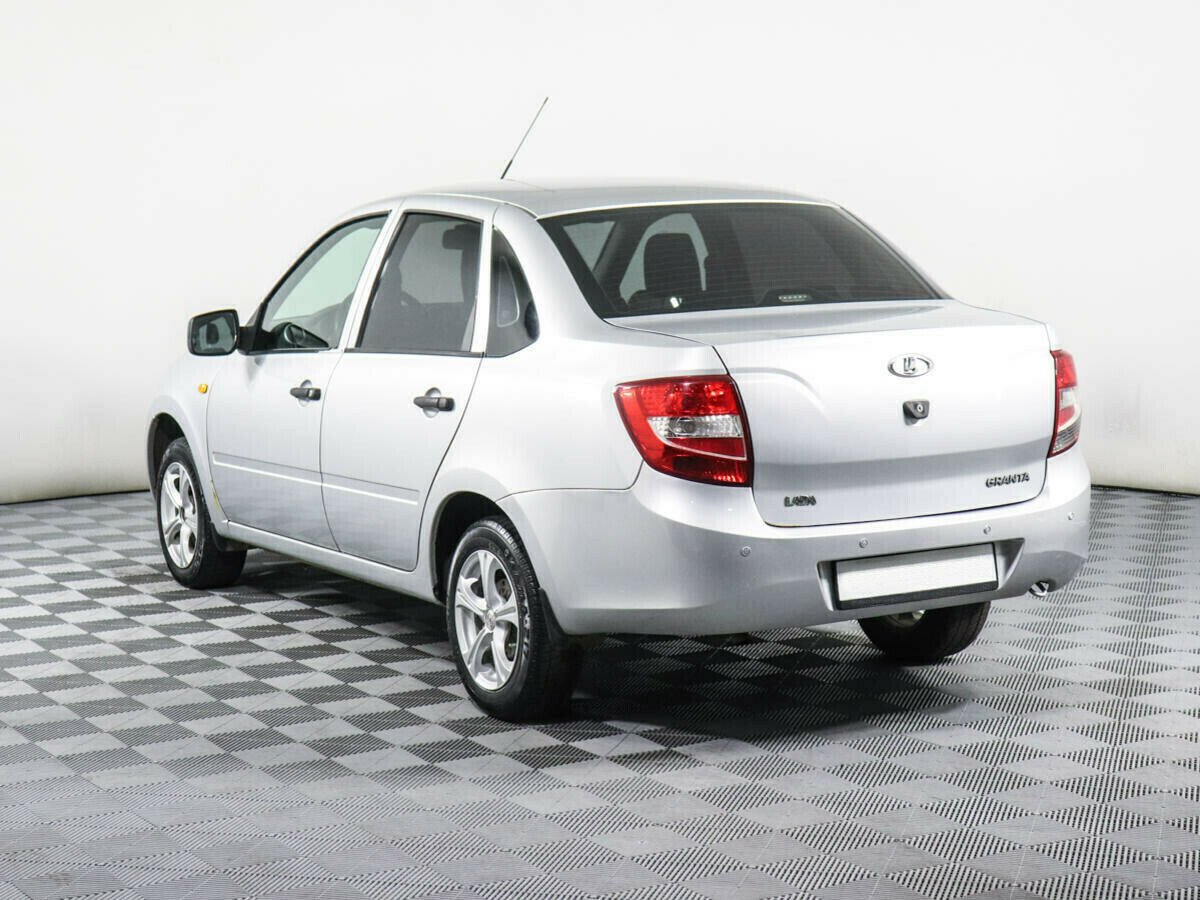 LADA (ВАЗ) Granta 1.6 АКПП, 2016, 92 000 км фото 4
