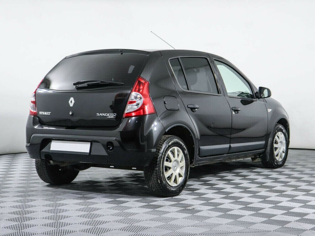 Renault Sandero 1.2 МКПП, 2013, 120 000 км фото 2