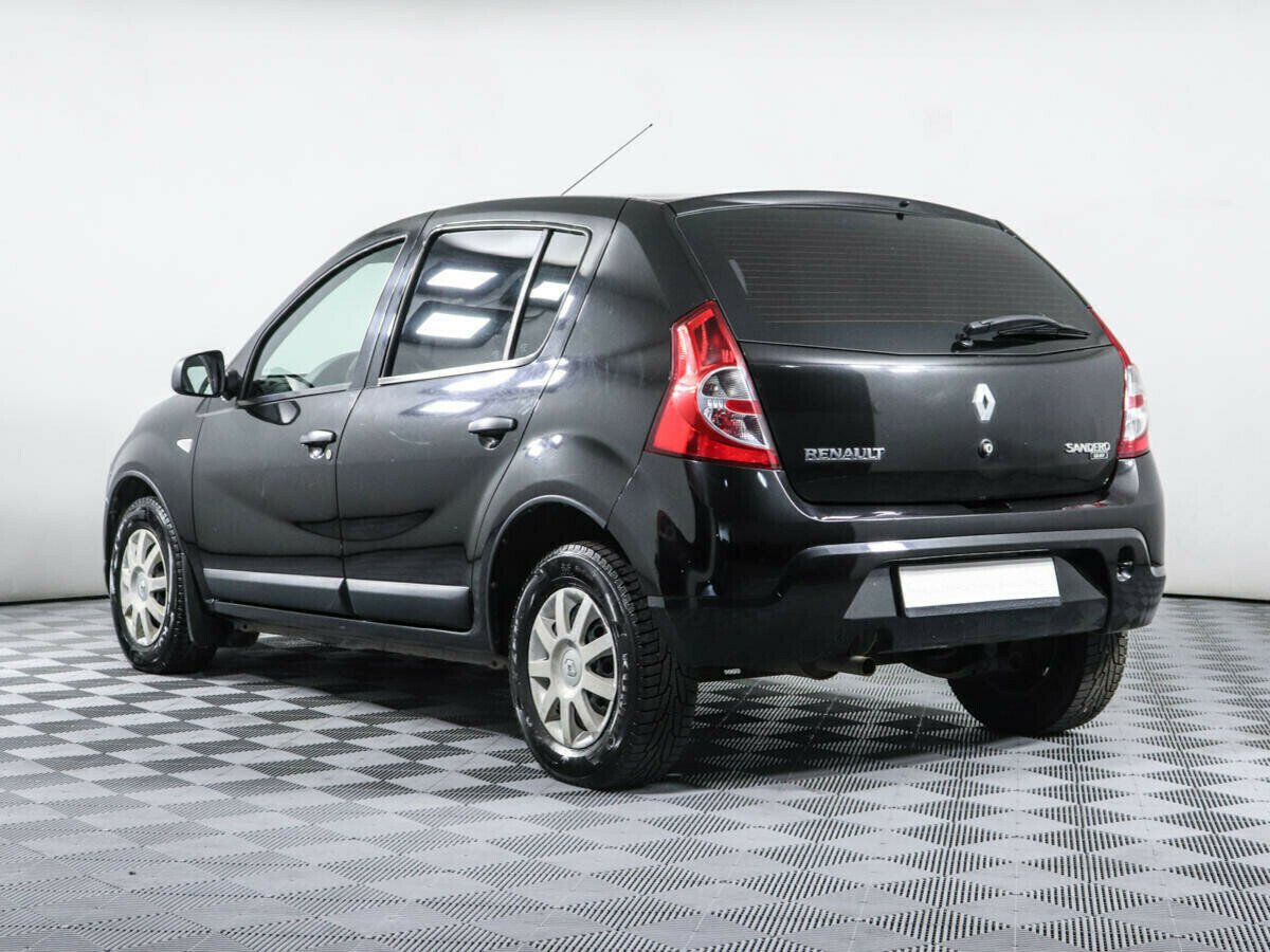 Renault Sandero 1.2 МКПП, 2013, 120 000 км фото 4