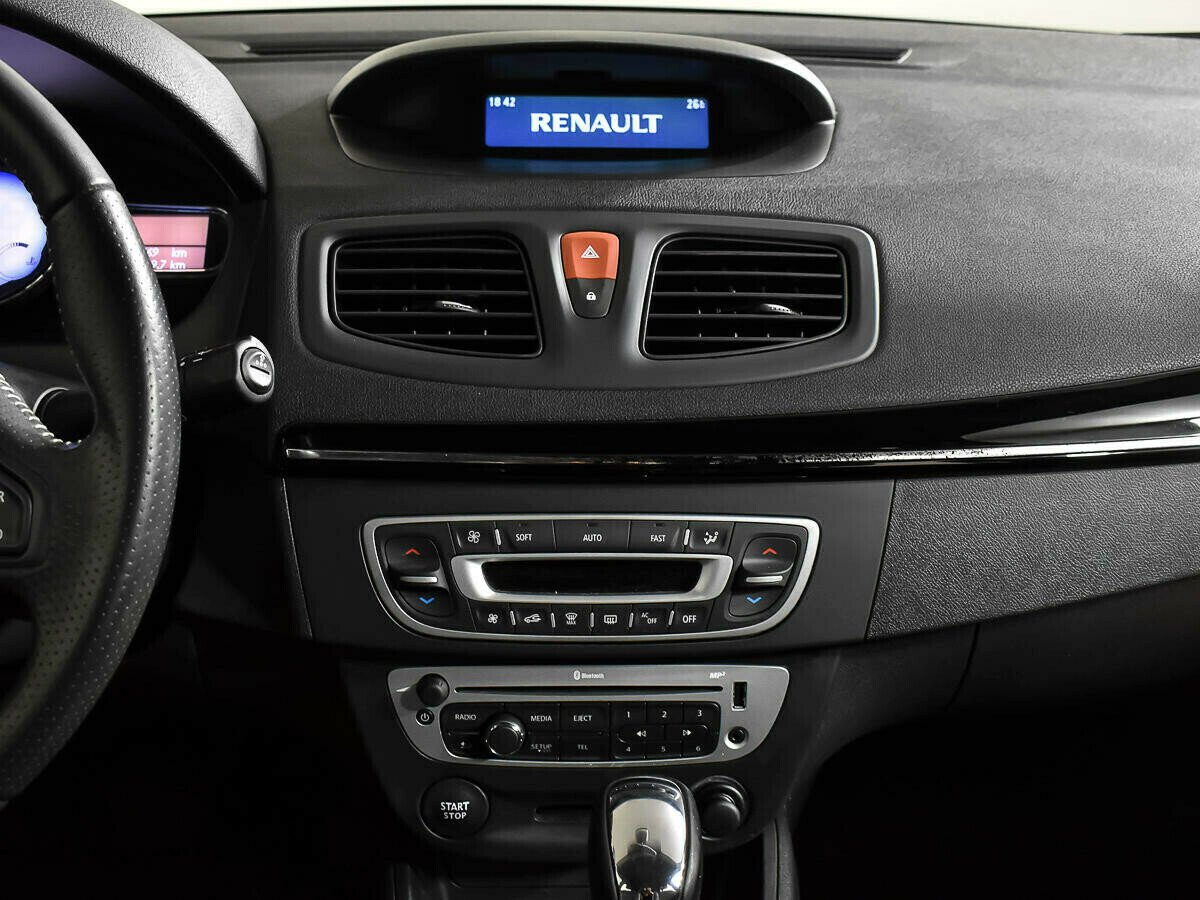 Renault Megane 1.2 МКПП, 2014, 109 000 км фото 8