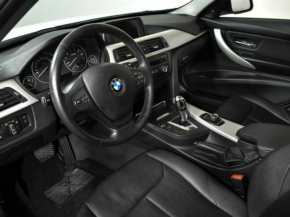 BMW 3 серии 1.6 АКПП, 2014, 117 000 км фото 5