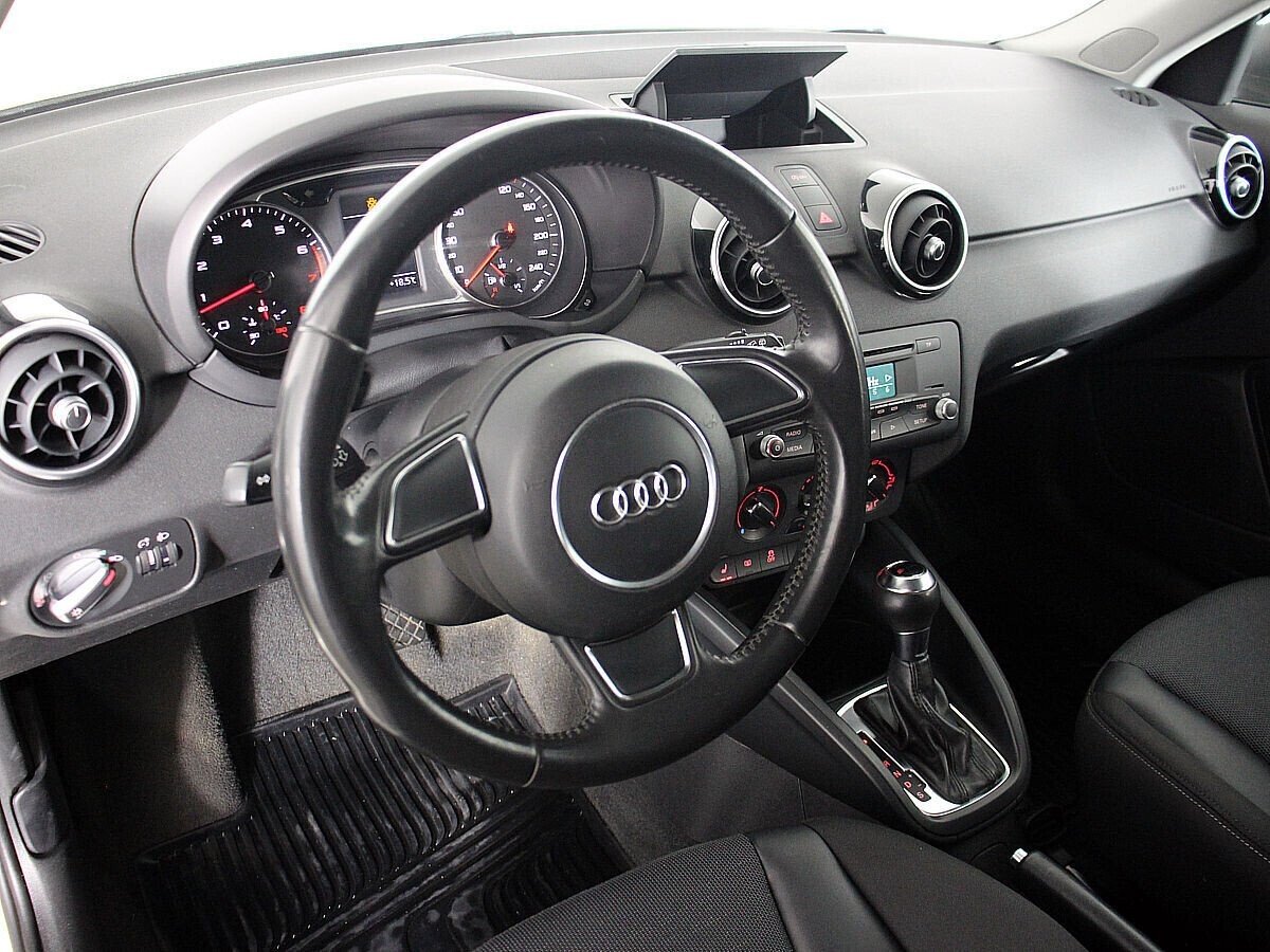 Audi A1 1.4 РКПП, 2011, 158 000 км фото 7
