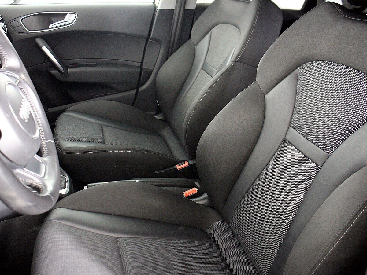Audi A1 1.4 РКПП, 2011, 158 000 км фото 8