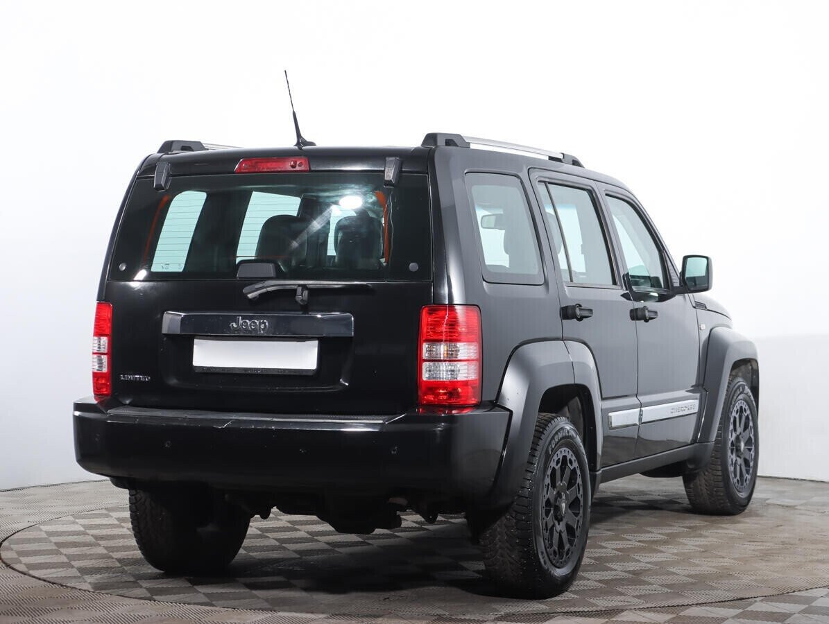 Jeep Cherokee 3.7 АКПП, 2012, 135 000 км фото 2
