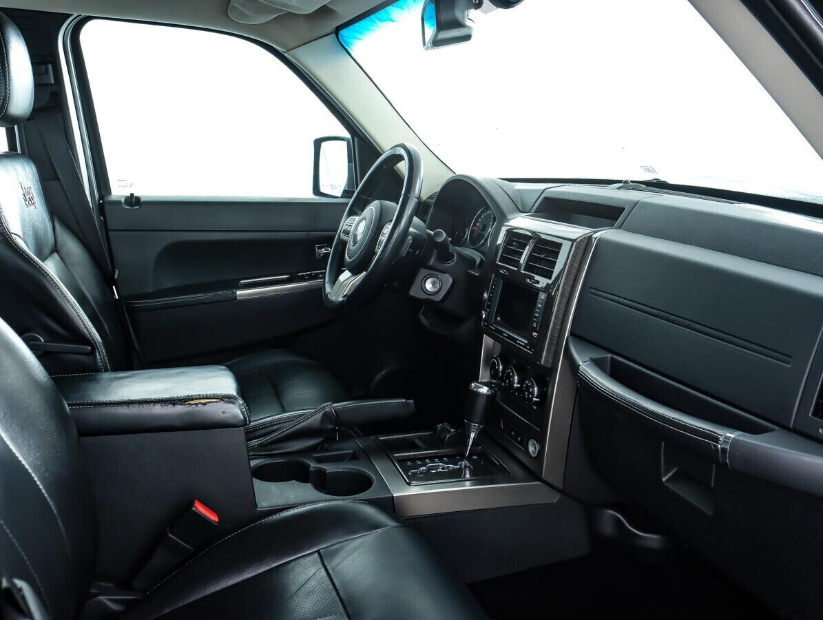 Jeep Cherokee 3.7 АКПП, 2012, 135 000 км фото 8