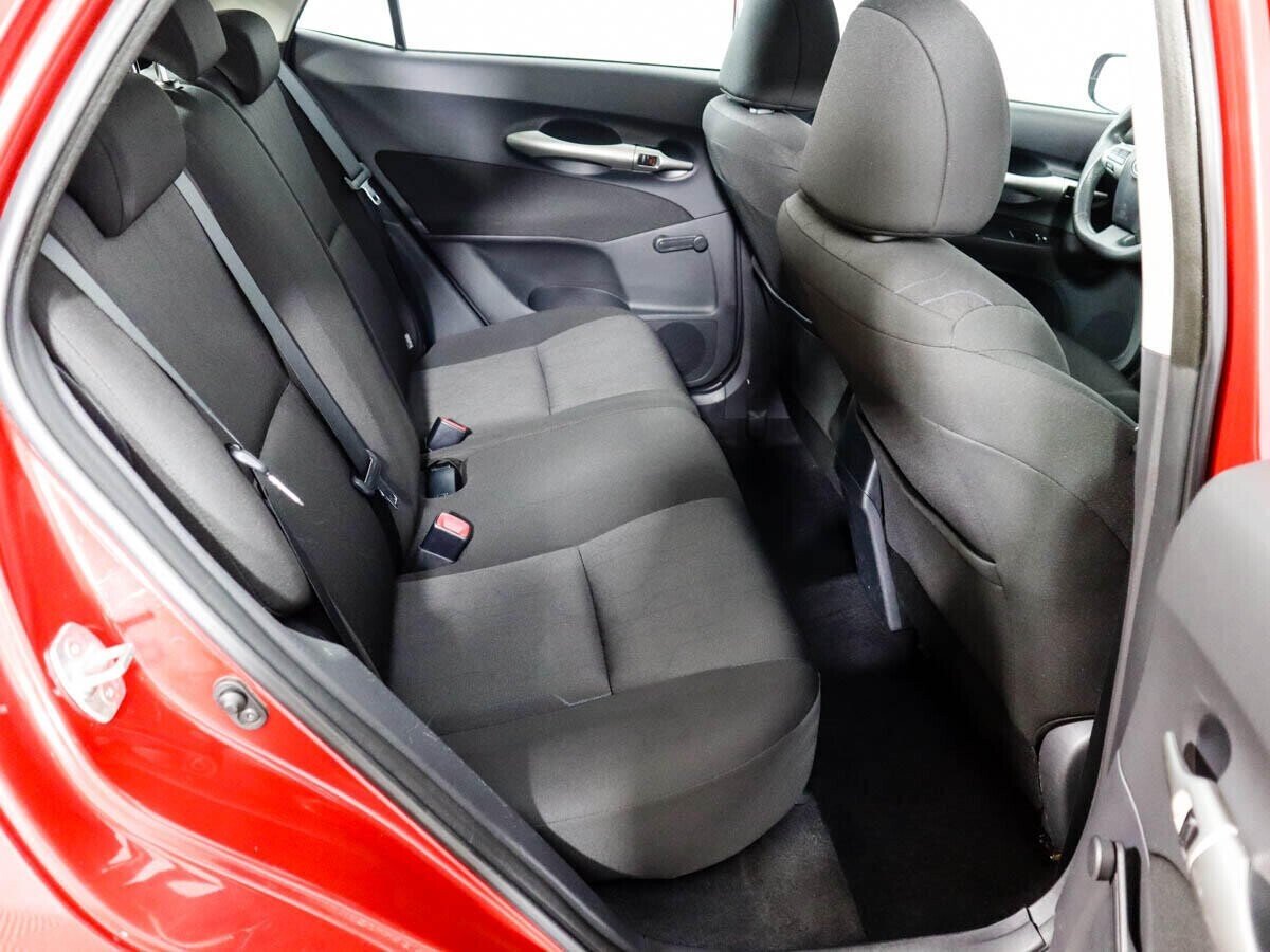 Toyota Auris 1.3 МКПП, 2011, 148 000 км фото 8