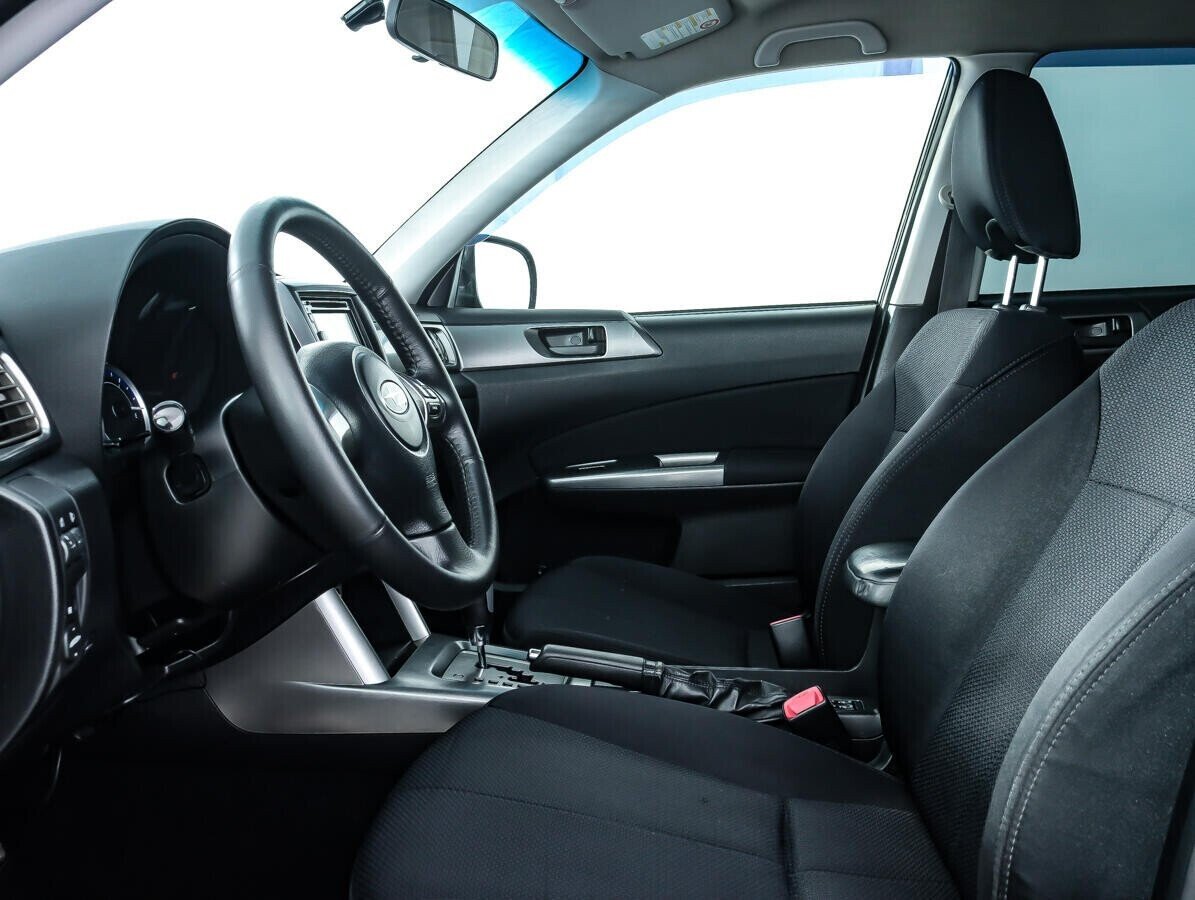 Subaru Forester 2.0 АКПП, 2010, 160 000 км фото 5
