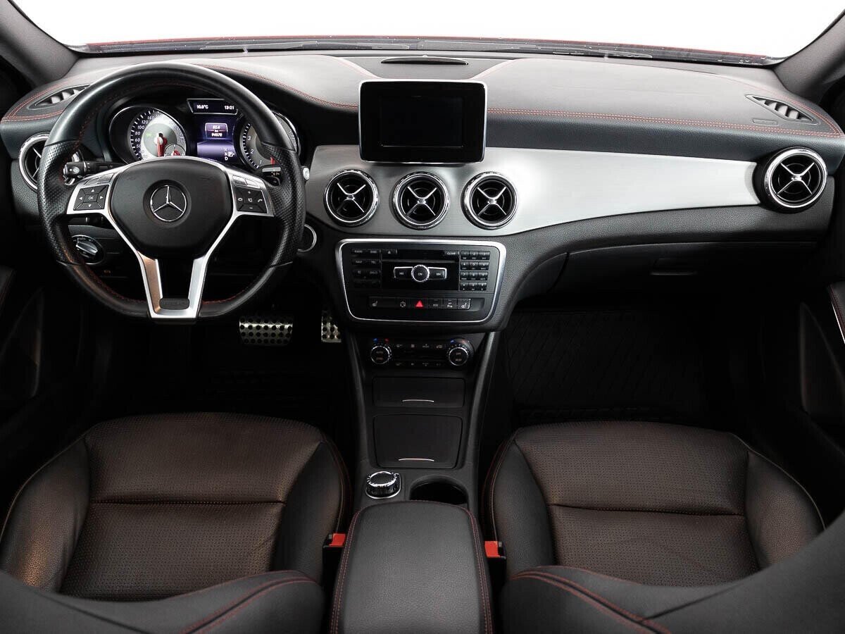 Mercedes-Benz GLA 1.6 РКПП, 2014, 107 000 км фото 5