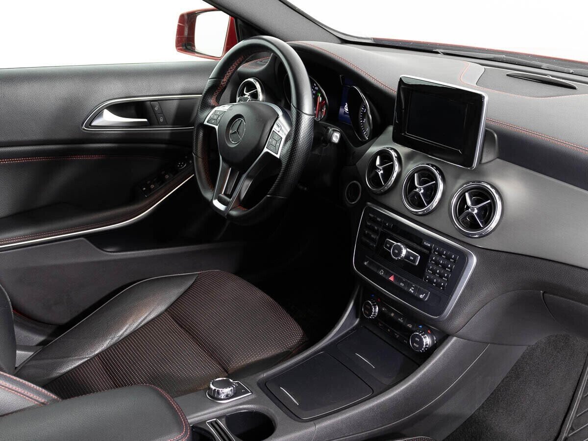 Mercedes-Benz GLA 1.6 РКПП, 2014, 107 000 км фото 9