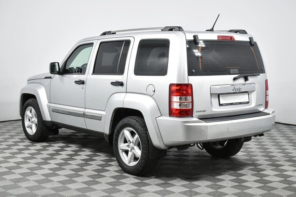 Jeep Cherokee 2.8 АКПП, 2012, 136 000 км фото 4
