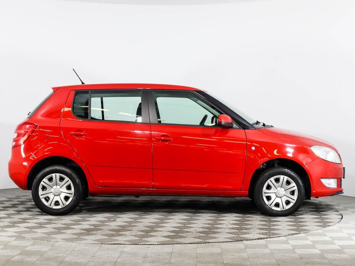 Skoda Fabia 1.4 МКПП, 2013, 131 000 км фото 4