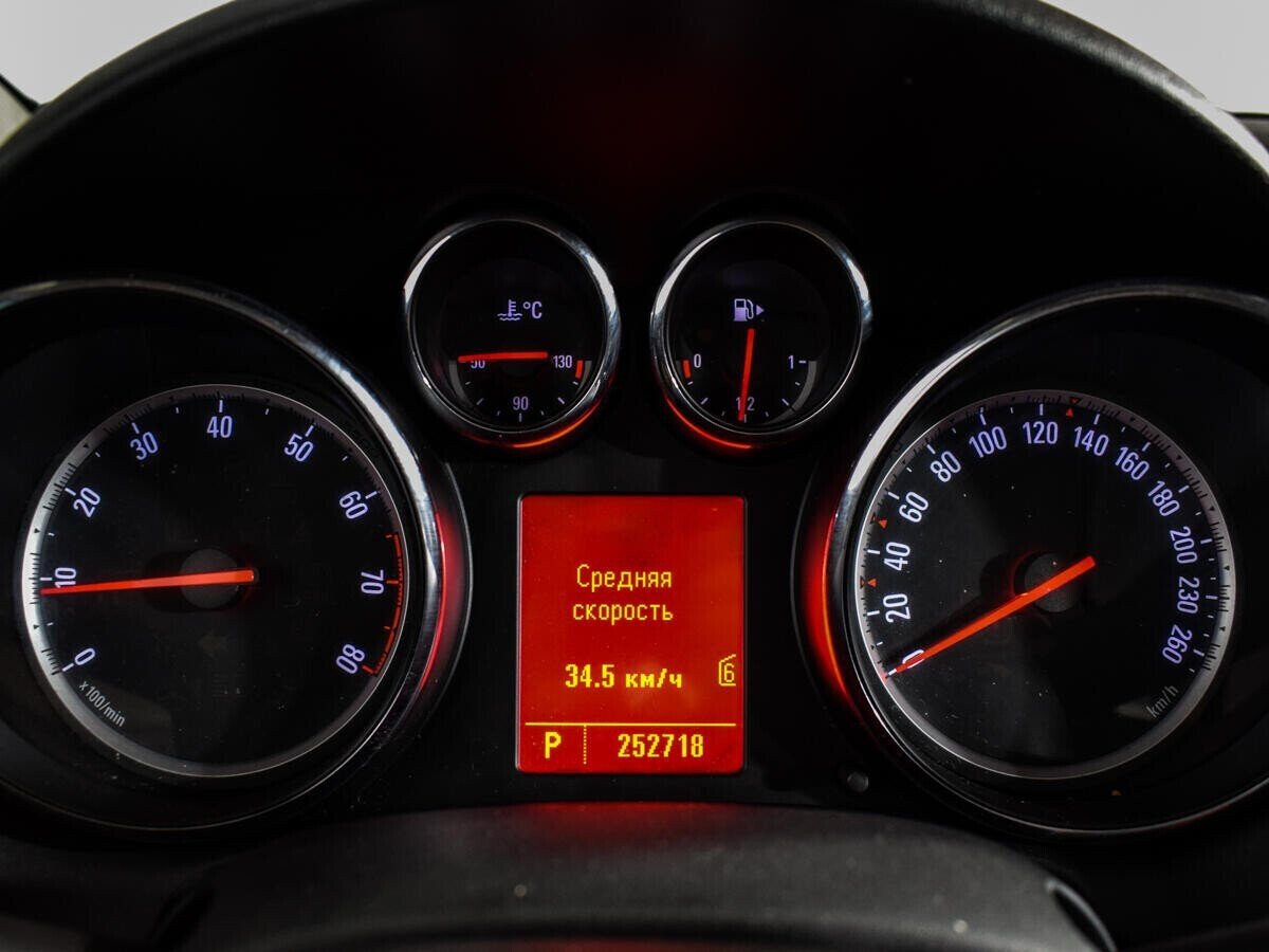 Opel Astra 1.4 АКПП, 2011, 146 000 км фото 12