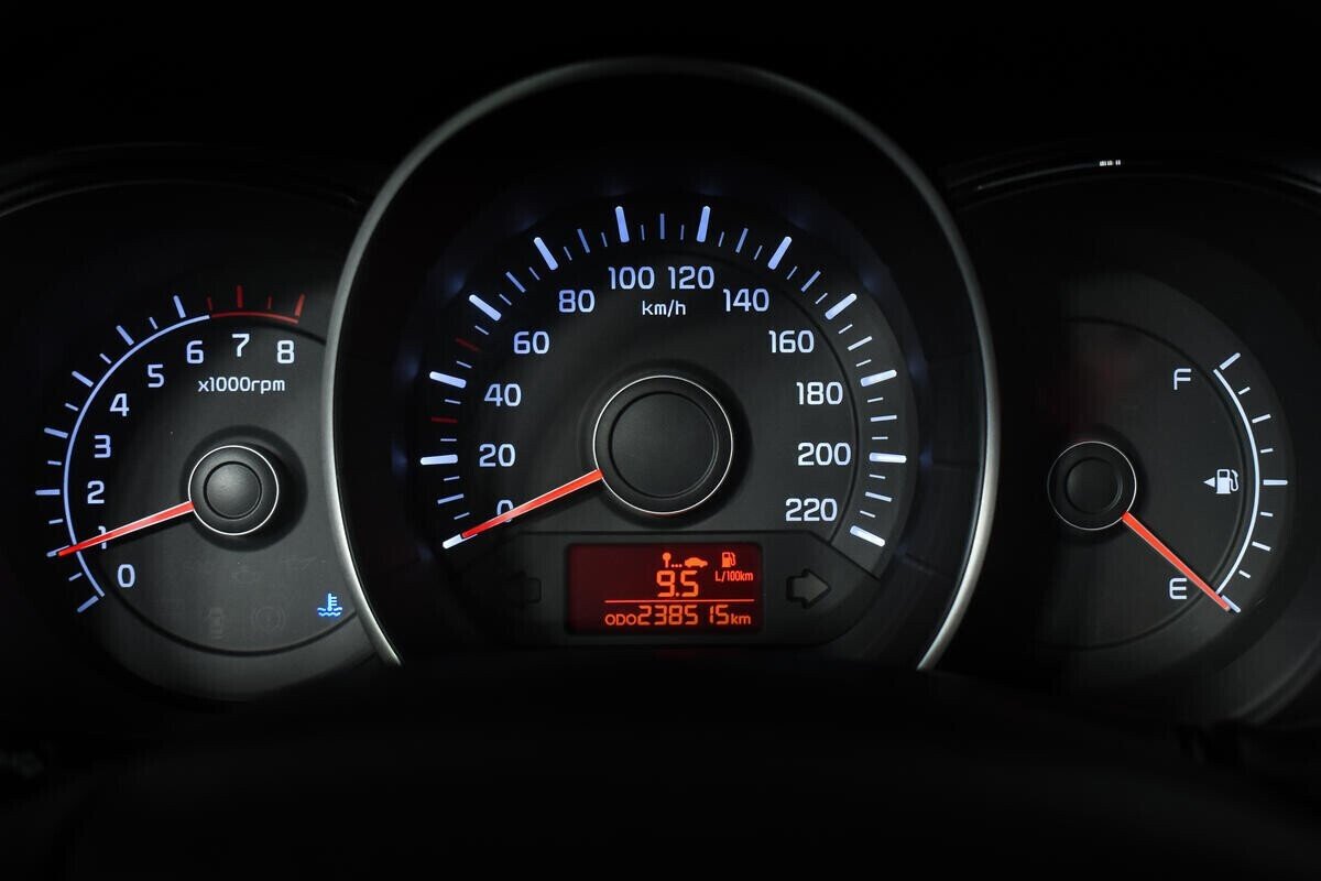Kia Rio 1.4 МКПП, 2014, 111 000 км фото 10