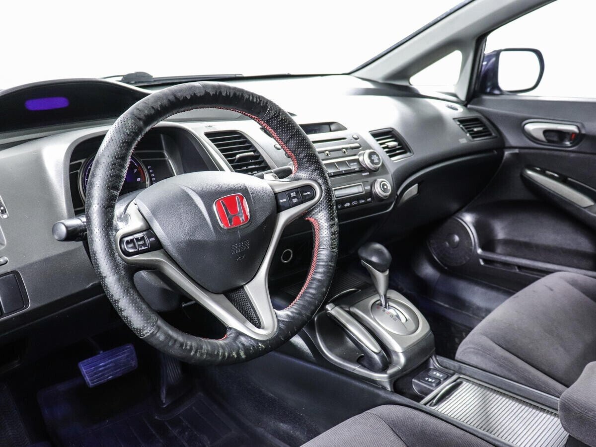 Honda Civic 1.8 АКПП, 2008, 187 000 км фото 5