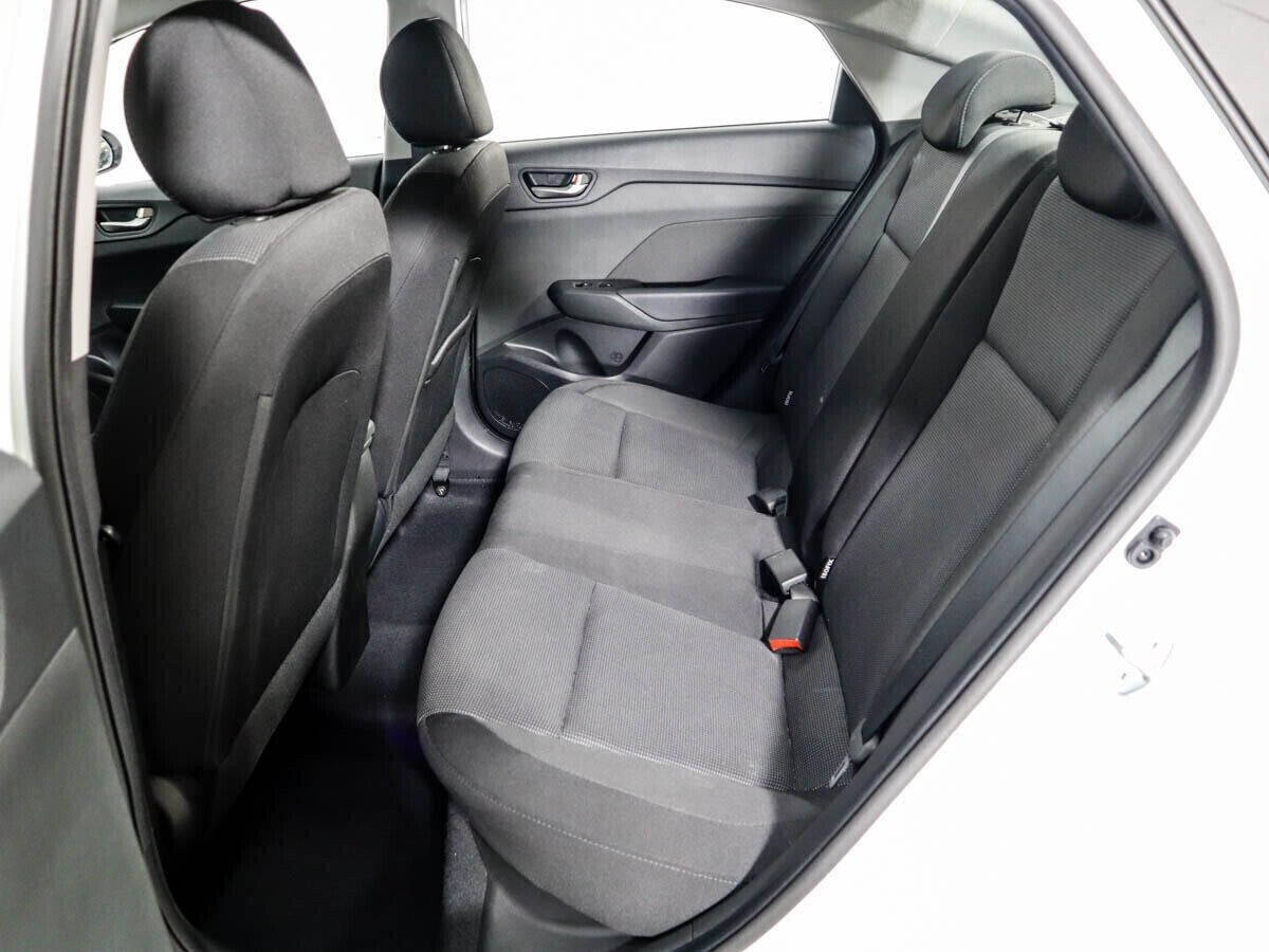 Hyundai Solaris 1.6 АКПП, 2017, 74 000 км фото 10