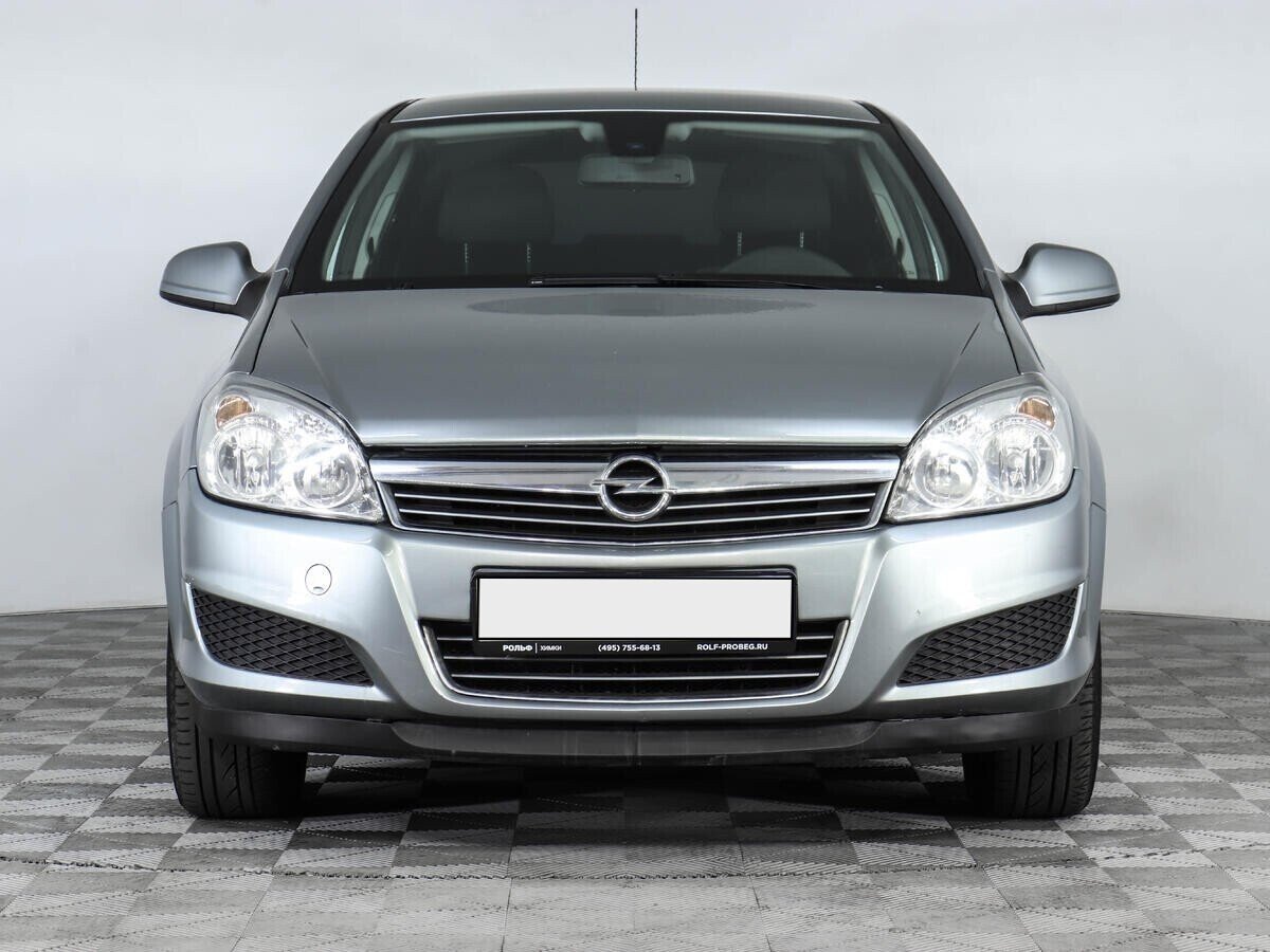 Opel Astra 1.3 МКПП, 2012, 146 000 км фото 2
