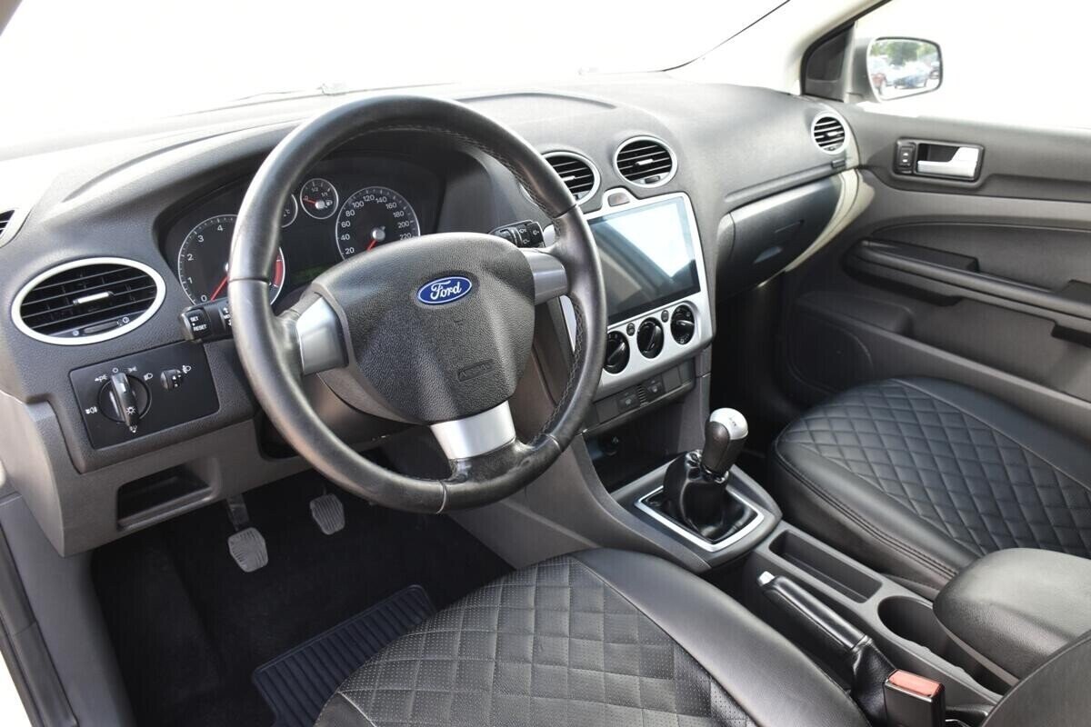 Ford Focus 1.8 МКПП, 2006, 215 000 км фото 13
