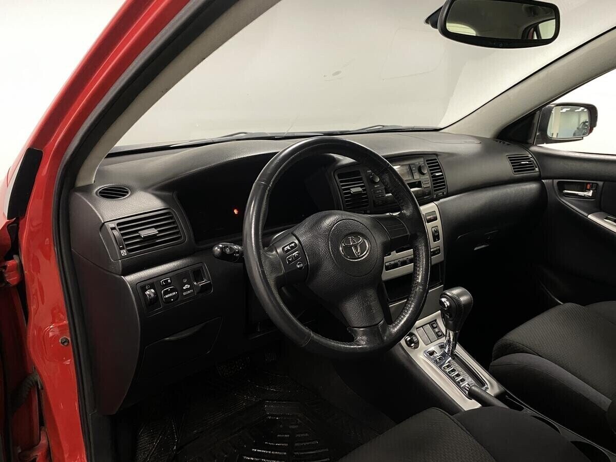 Toyota Corolla 1.5 АКПП, 2004, 232 000 км фото 9