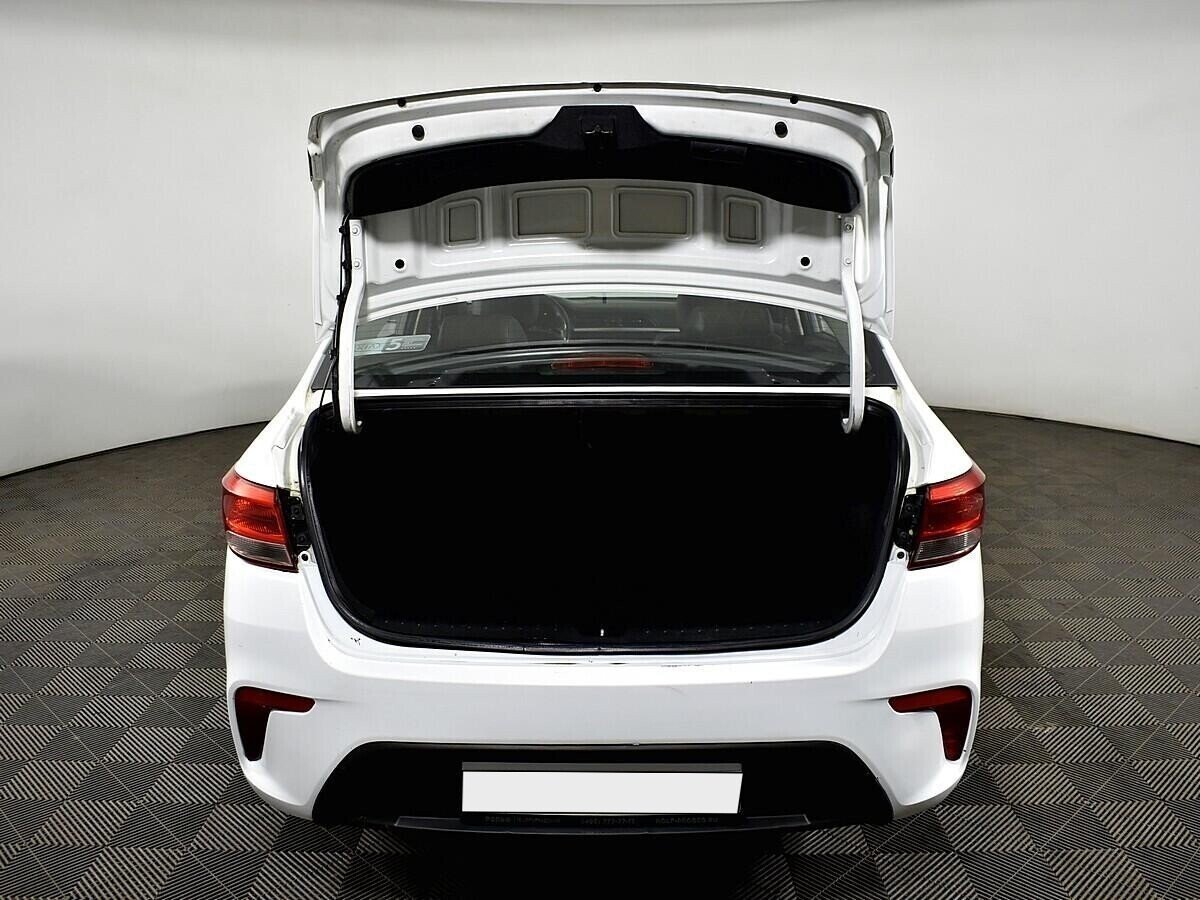 Kia Rio 1.4 АКПП, 2018, 70 000 км фото 10