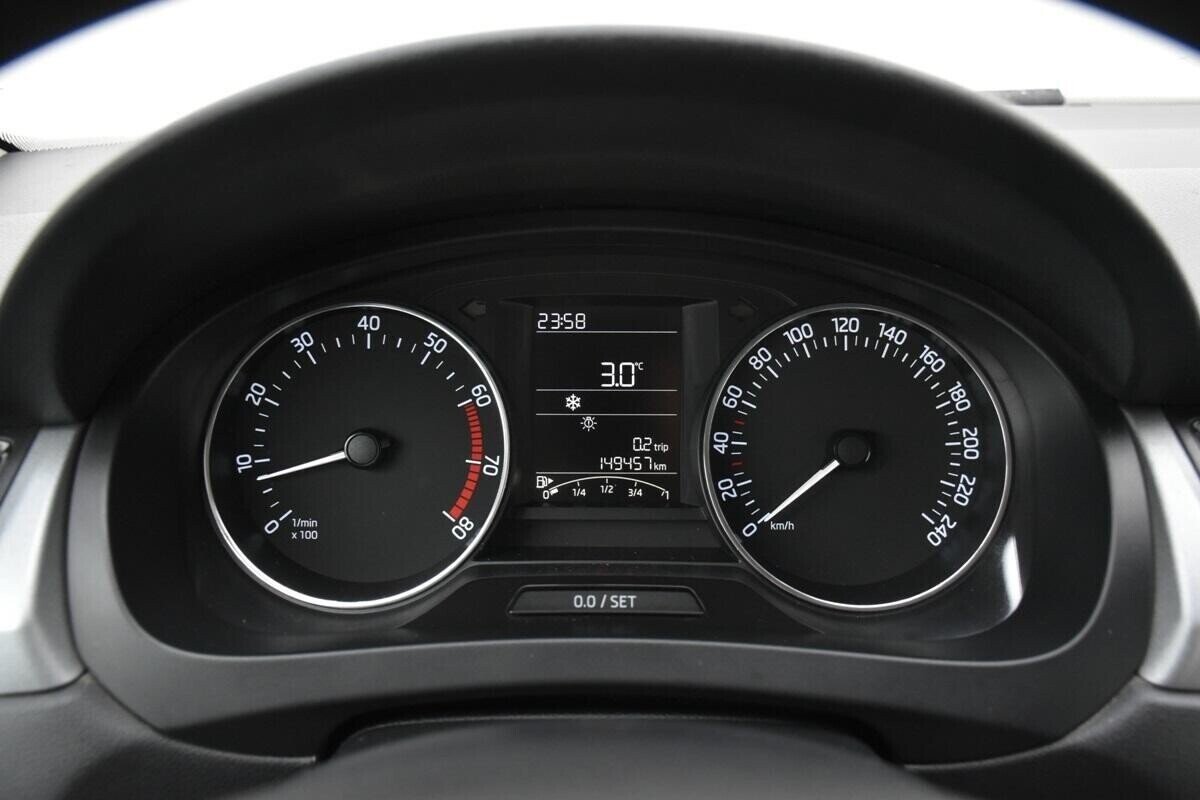 Skoda Rapid 1.4 МКПП, 2015, 100 000 км фото 11
