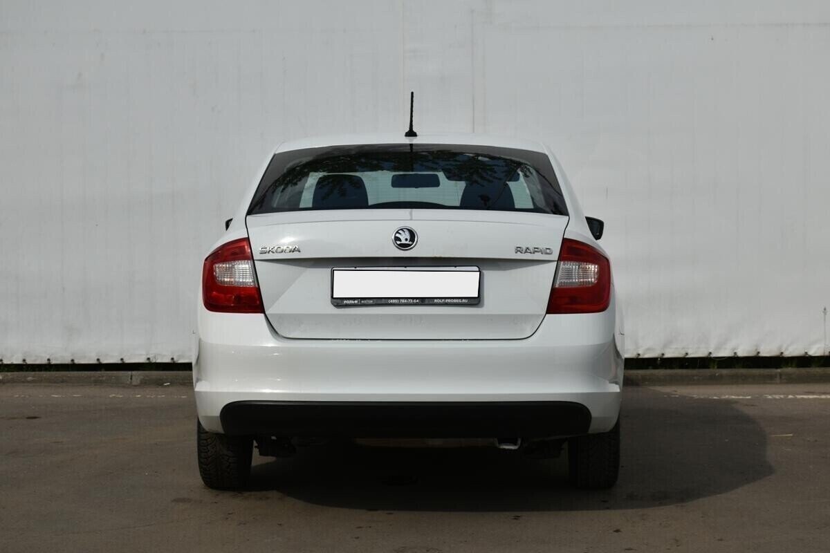 Skoda Rapid 1.4 МКПП, 2015, 100 000 км фото 6