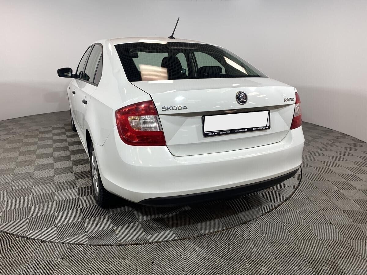 Skoda Rapid 1.4 МКПП, 2015, 97 000 км фото 7