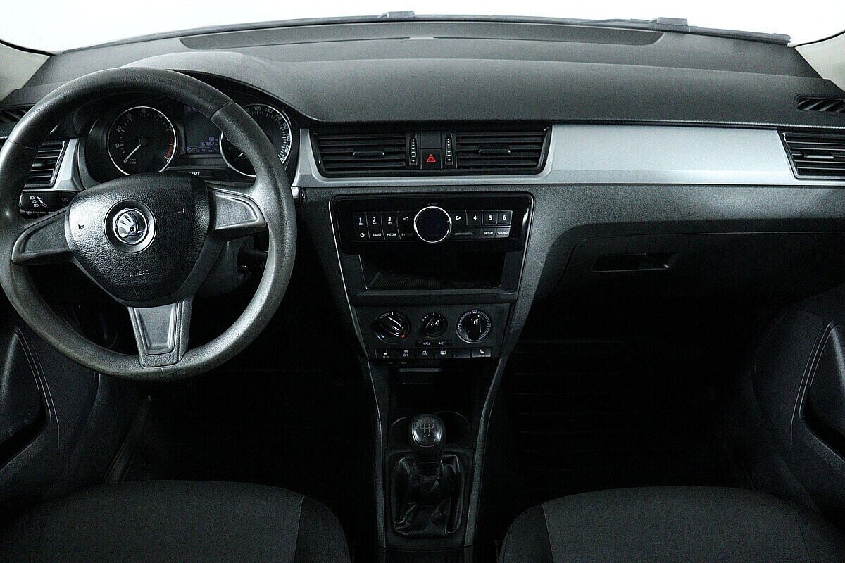 Skoda Rapid 1.4 МКПП, 2015, 99 000 км фото 13