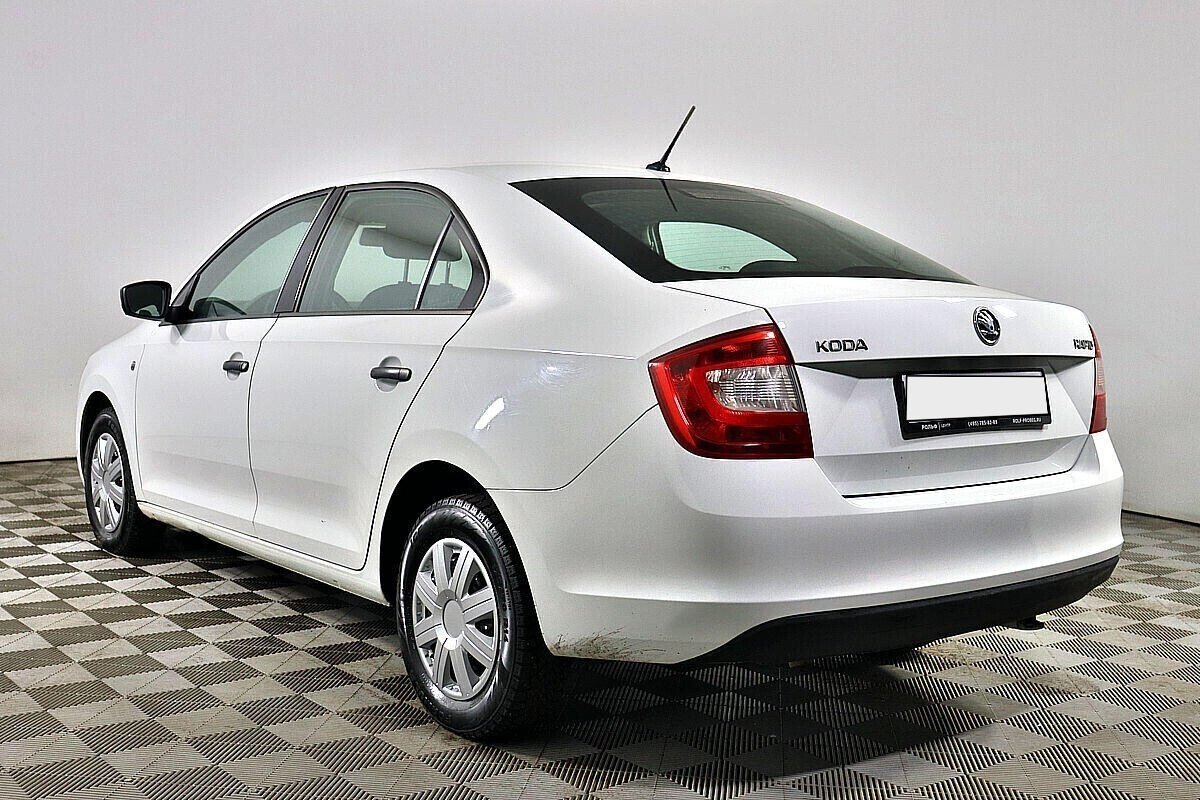 Skoda Rapid 1.4 МКПП, 2015, 99 000 км фото 7