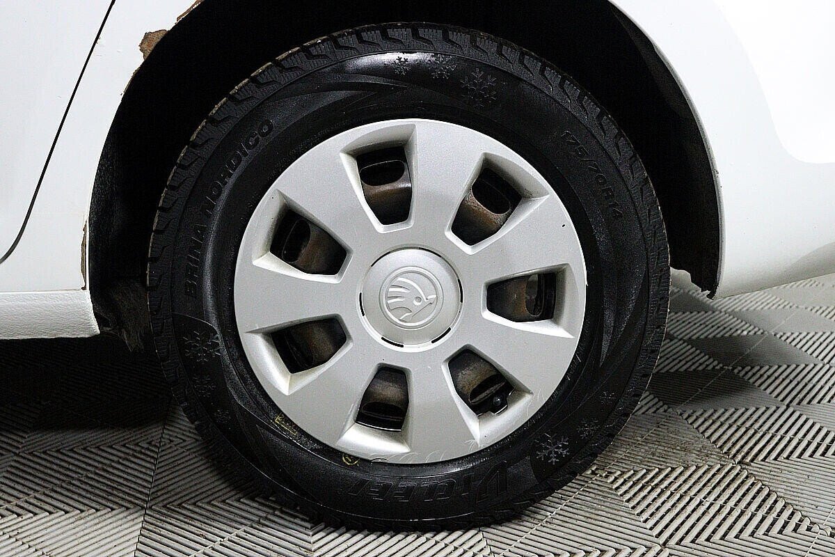 Skoda Rapid 1.4 МКПП, 2015, 109 000 км фото 17
