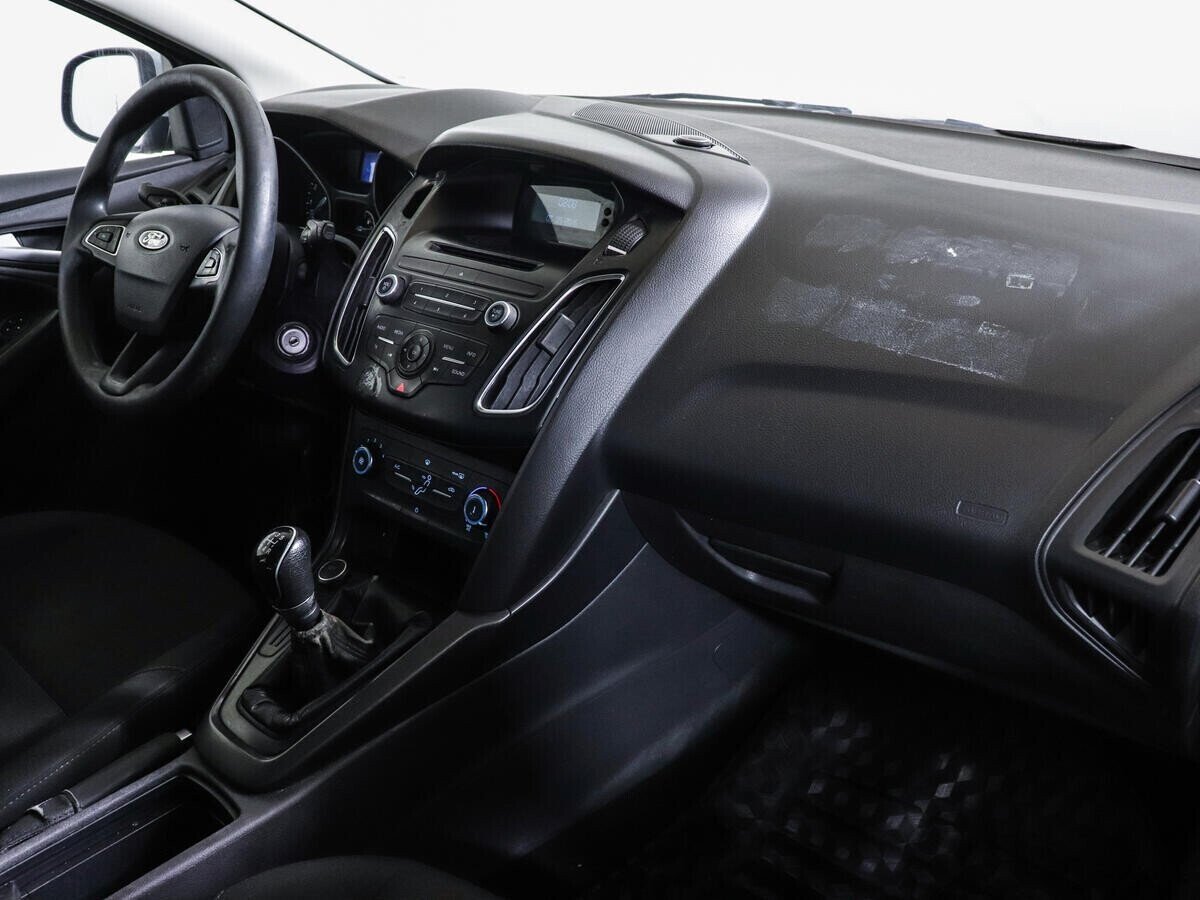 Ford Focus 1.6 МКПП, 2016, 90 000 км фото 13
