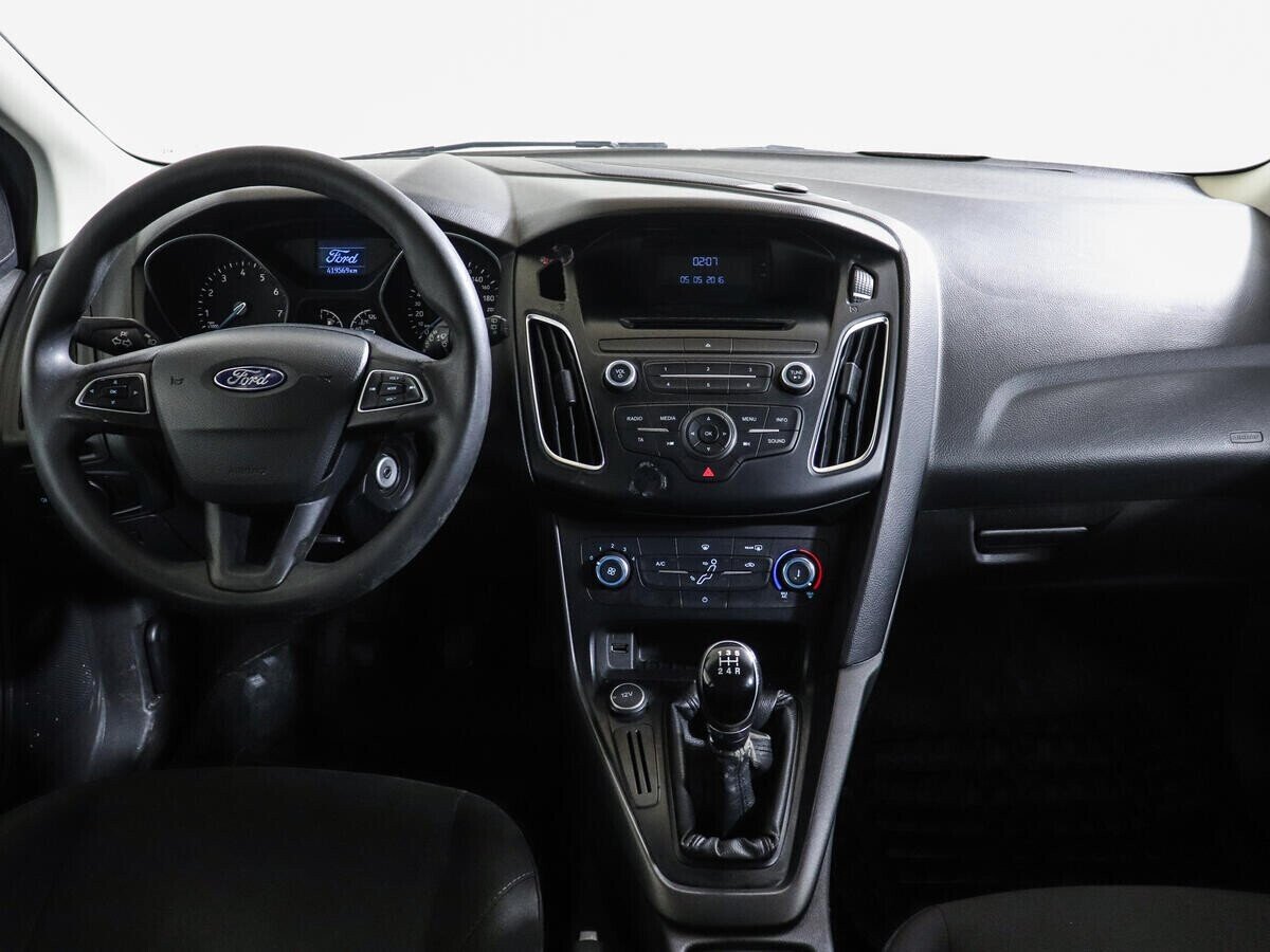 Ford Focus 1.6 МКПП, 2016, 90 000 км фото 9