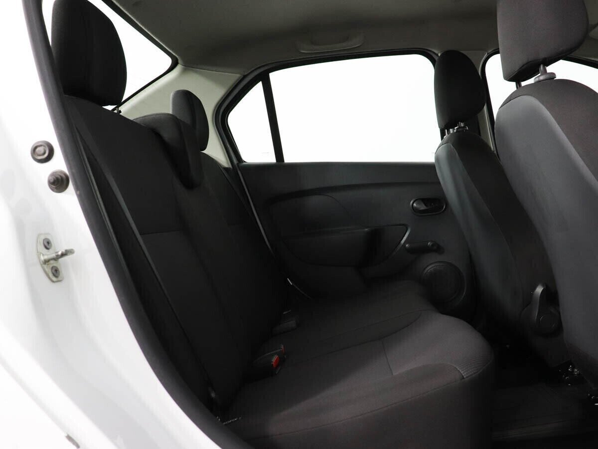 Renault Logan 1.6 МКПП, 2017, 76 000 км фото 10