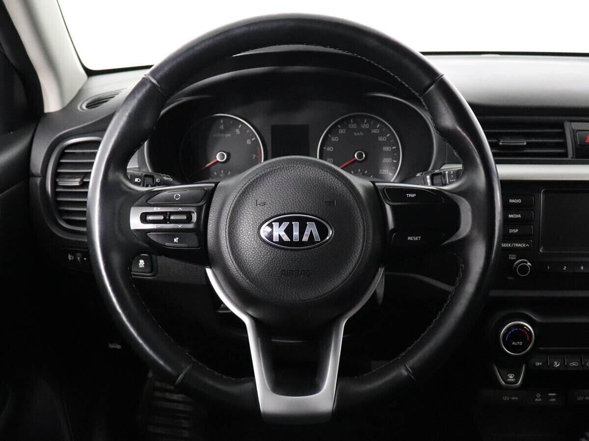 Kia Rio 1.6 АКПП, 2017, 71 000 км фото 9