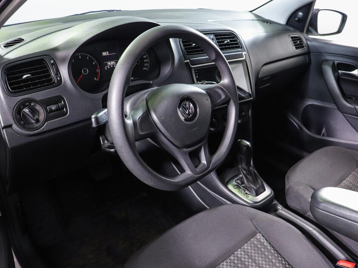 Volkswagen Polo 1.6 АКПП, 2016, 86 000 км фото 5