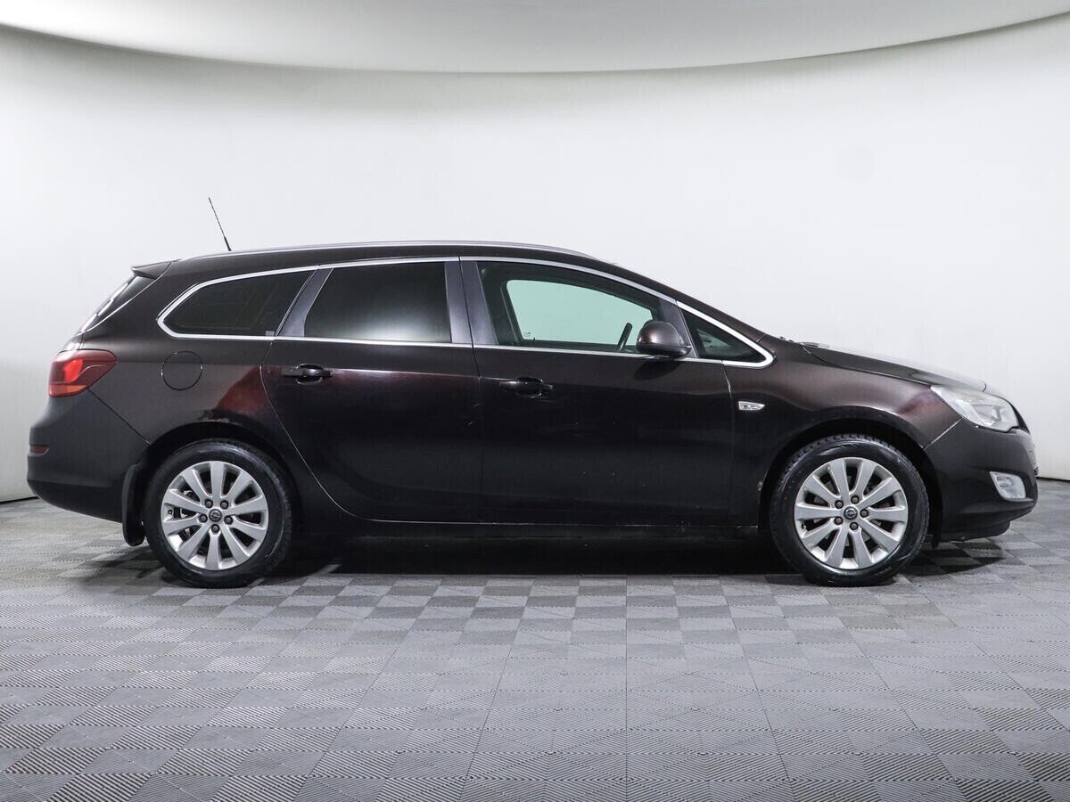 Opel Astra 1.6 АКПП, 2012, 131 000 км фото 4