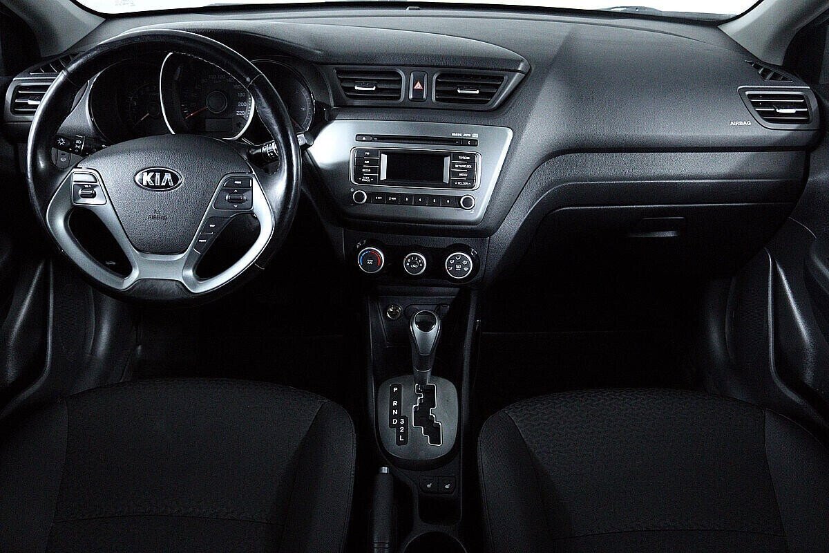 Kia Rio 1.4 АКПП, 2017, 72 000 км фото 13