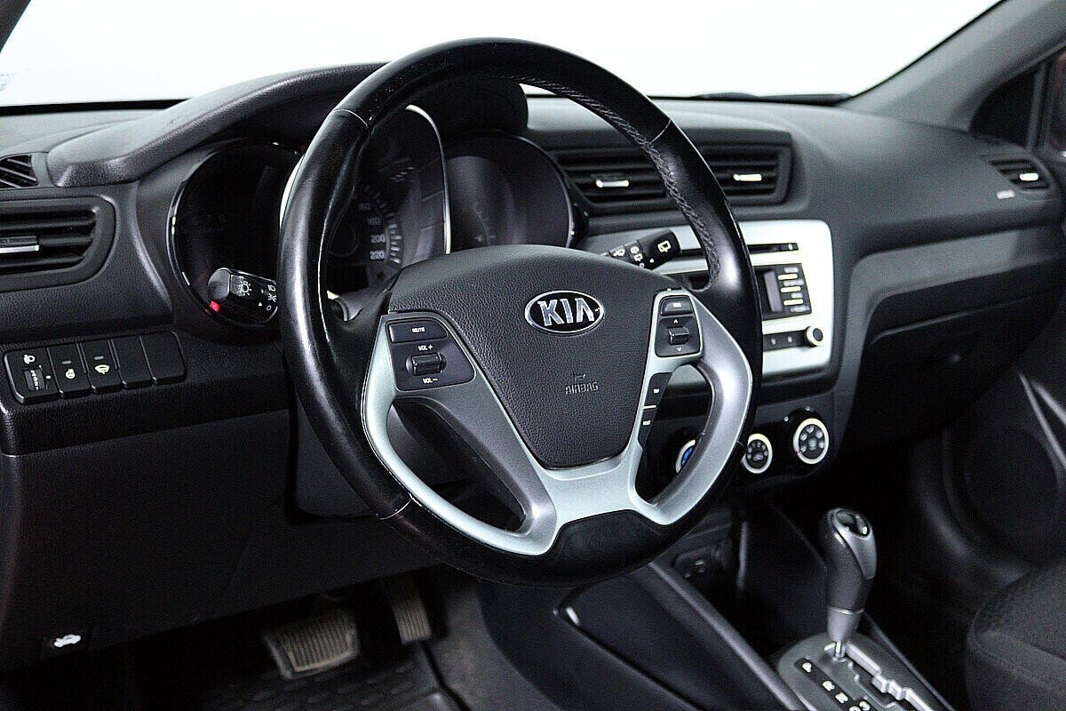 Kia Rio 1.4 АКПП, 2017, 72 000 км фото 15