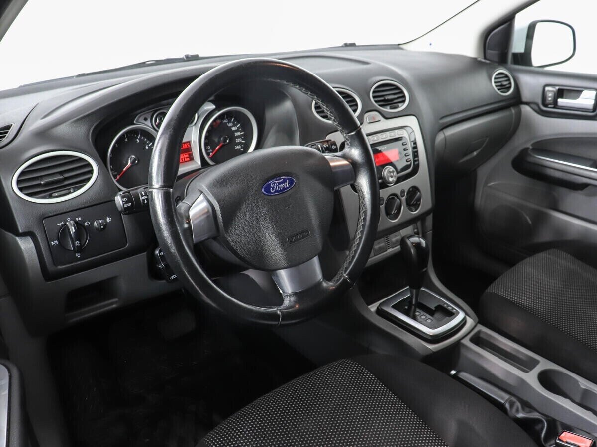 Ford Focus 2.0 АКПП, 2010, 170 000 км фото 9