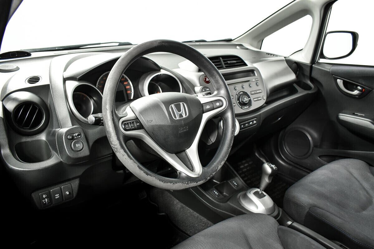 Honda Jazz 1.3 РКПП, 2009, 177 000 км фото 13